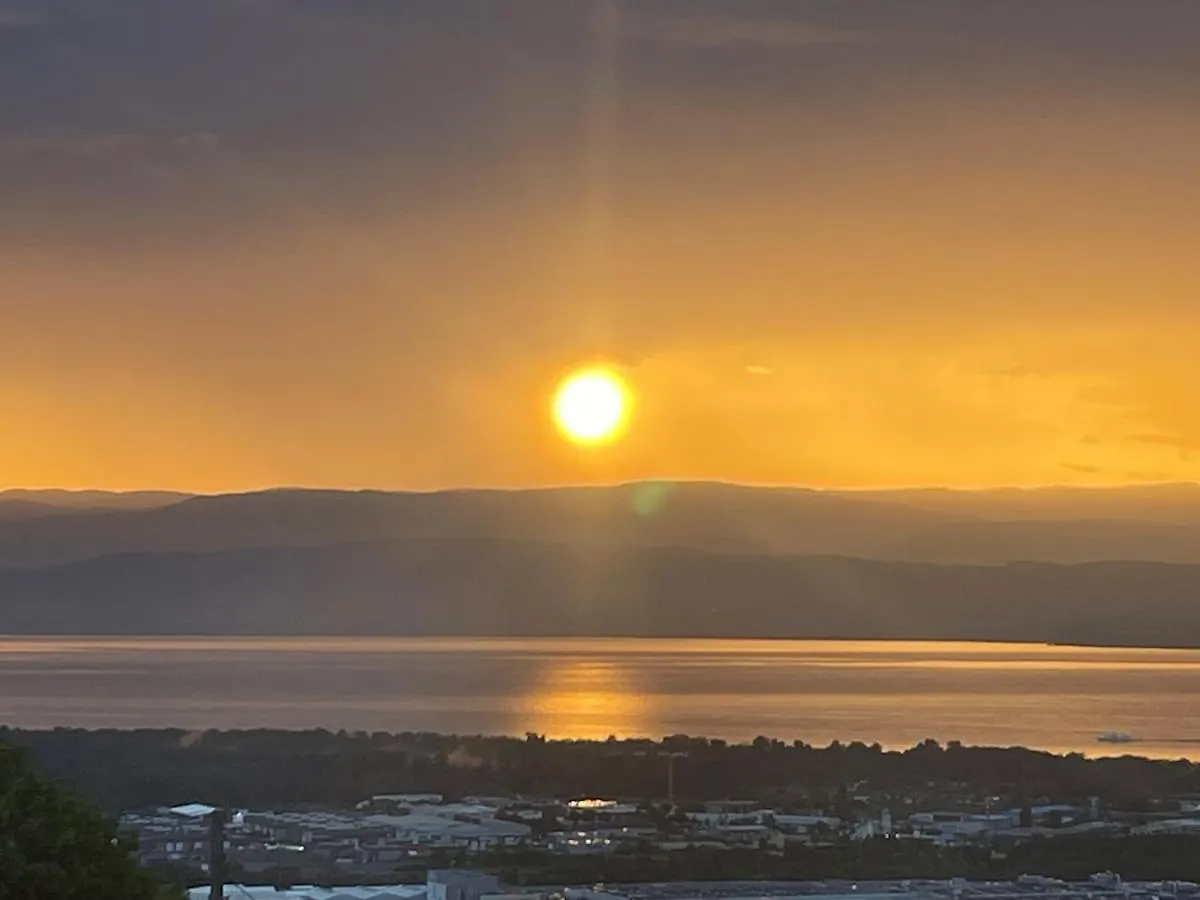 Apartment Studio Face Au Lac Leman Marin